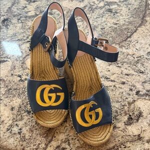 Gucci Women's Navy and Gold Espadrilles